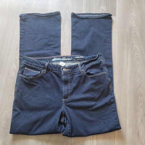 Eddie Bauer Womens Slightly Curvy Boot Cut Jeans Size 14 Dark Wash Denim - Picture 2 of 5